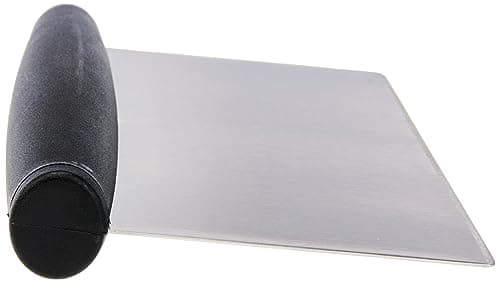 Amazon Basics Multi-Purpose Bench Scraper, Stainless Steel Dough Cutter with Measurement Marks, Dishwasher Safe, Non-slip Contoured Grip, 6", Black, Silver